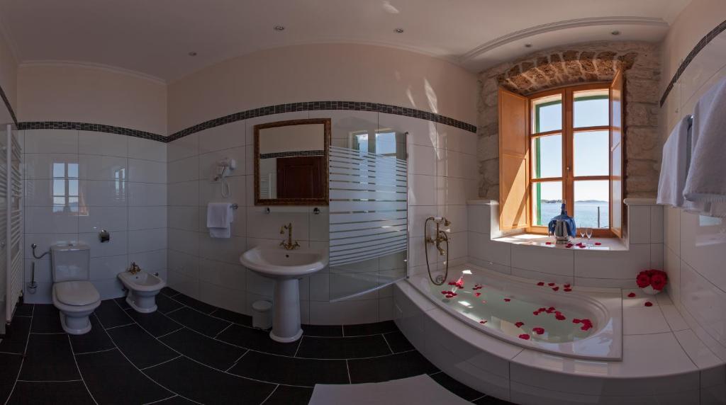 Heritage Boutique Hotel Adriatic-Adults Only Orebić Oda fotoğraf